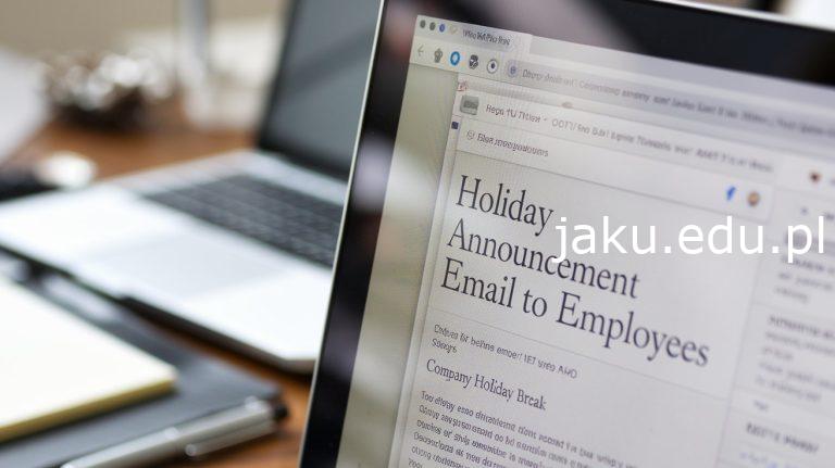 holiday announcement email to employees